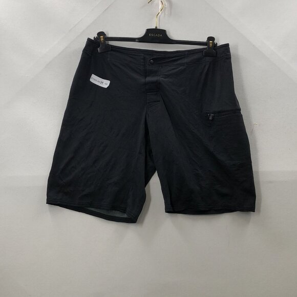 Lululemon Other - Lululemon Mens Black Flat Front Pockets Wet Dry Warm Athletic Training Shorts 38